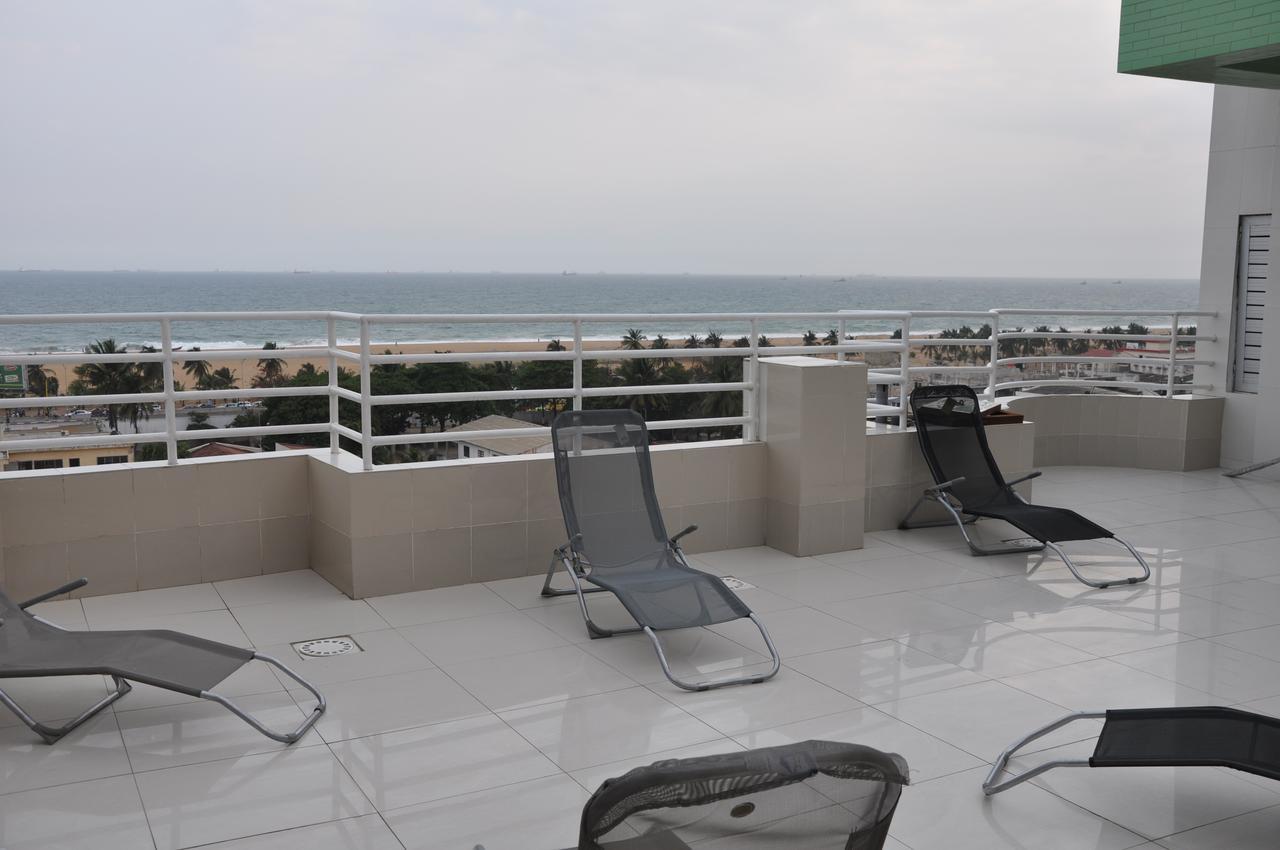 Rosalie'S Suites Lome Exterior photo