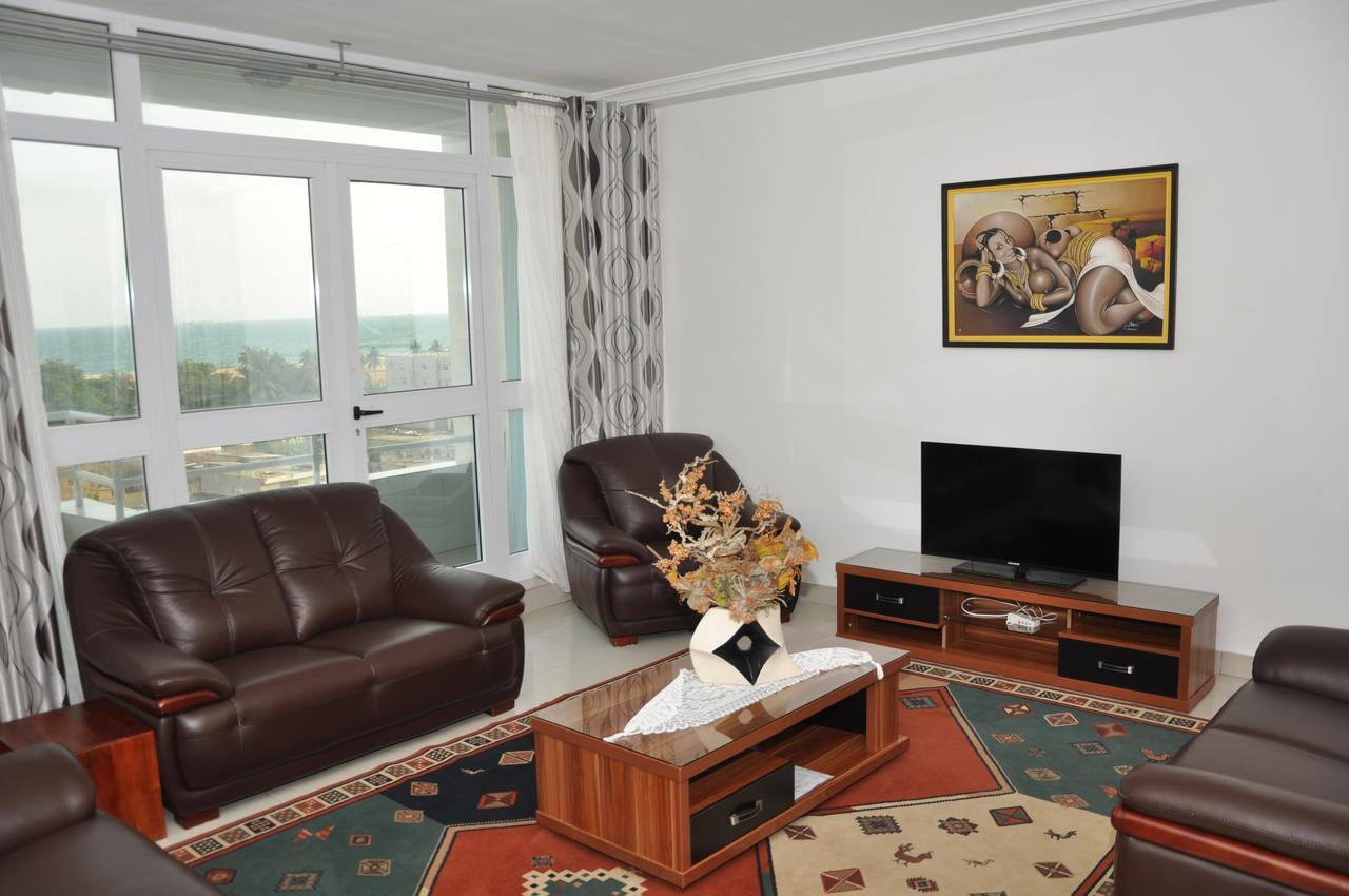 Rosalie'S Suites Lome Exterior photo