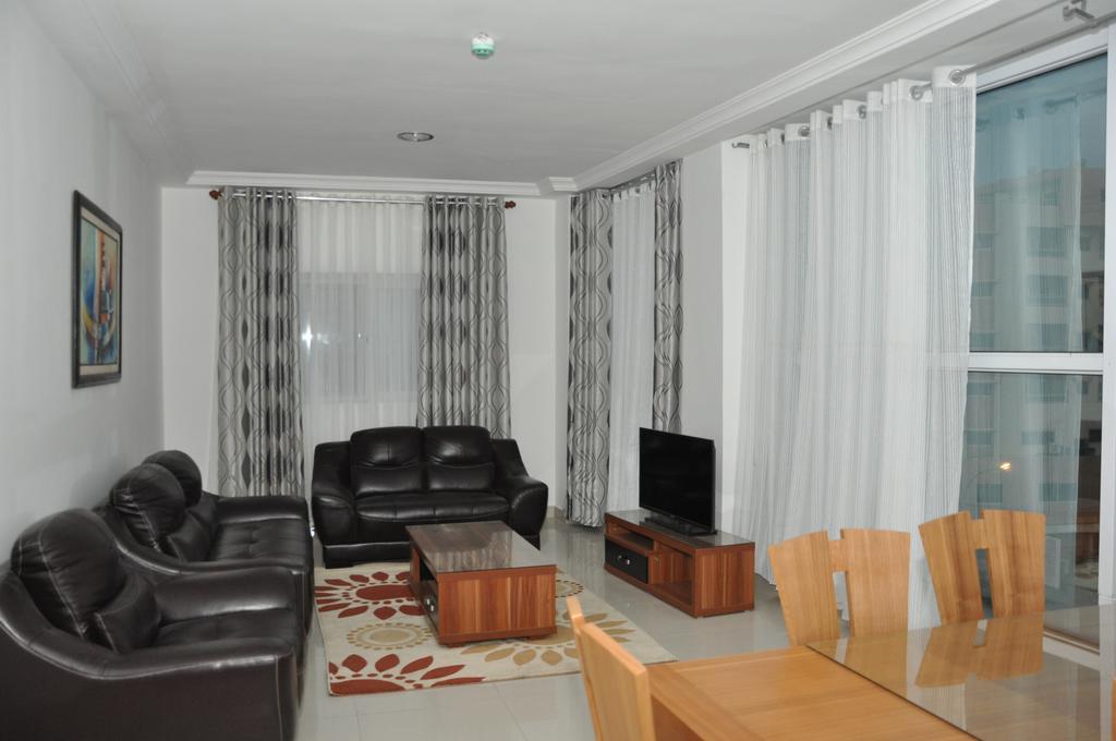Rosalie'S Suites Lome Exterior photo